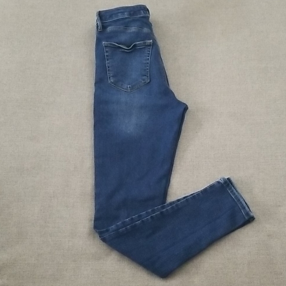 Forever 21 Jeans - Picture 2 of 2